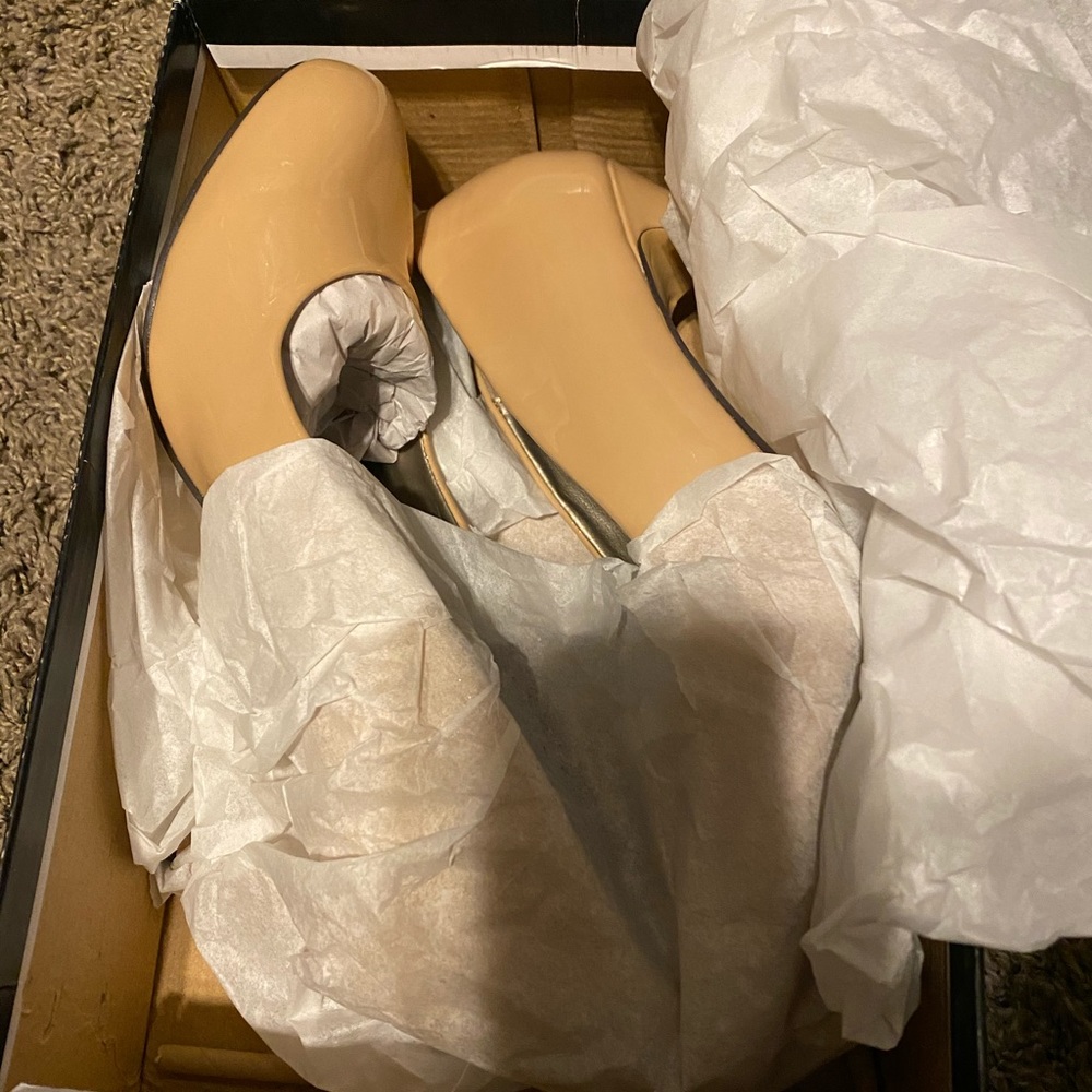 Michael Antonio nude pumps Sz 9